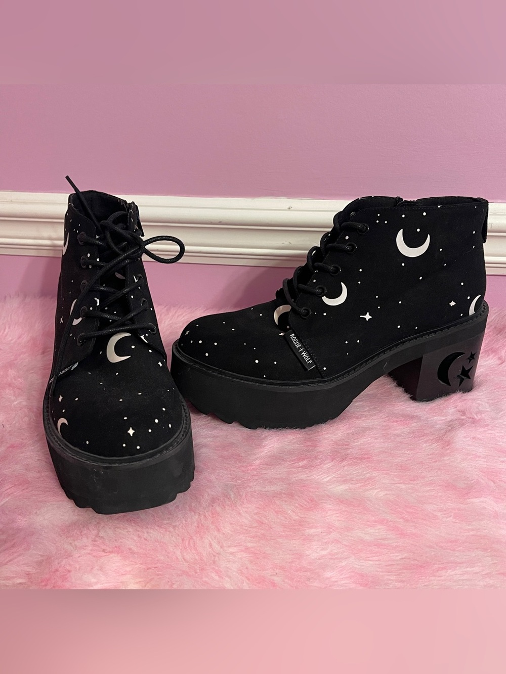 RARE rogue + wolf moondust goth gothic celestial boots fairy Victorian moon